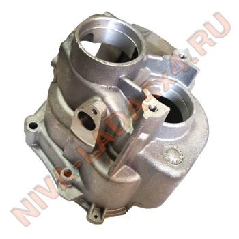 Крышка КПП 5-ти ступеньчатая, задняя НИВА 21213; 21214; 2131; 2107-1702010