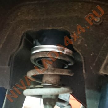 Прокладки пружин НИВА 2101-2904195 усиленные задние под пружины 21213; 21214; 2131; 2123 (+ 5см) (пара)