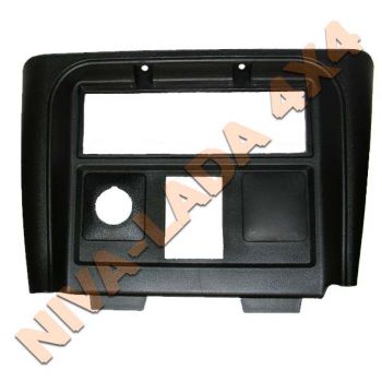 Накладка консоли панели приборов НИВА Шевроле 2123-5326014-55-0 (панель радиоприемника с 09.2009) с заглушками