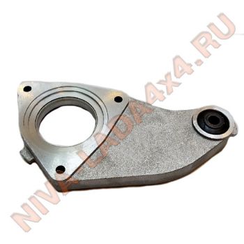 Крышка подшипника привода НИВА-Шевроле 2123-2303084 правая сторона