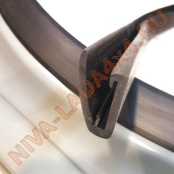 Защита арок колесных универсальная, резиновый профиль 4шт х 1,5м вынос 0мм