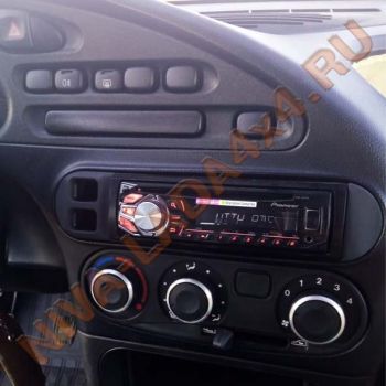 Рамка магнитолы NIVA-Chevrolet, тюнинг панели приборов