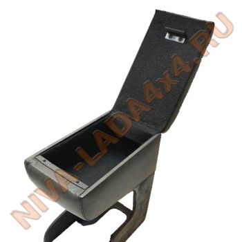 Подлокотник - бокс НИВА Legend 21214 c 2020 г.в. черный кожзам