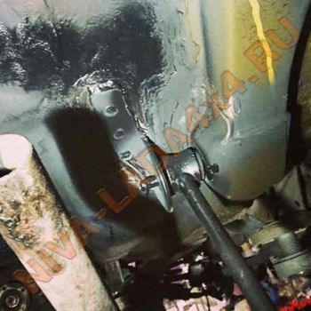 Кит комплект дополнительное крепление коротких реактивных штанг балки заднего моста НИВА