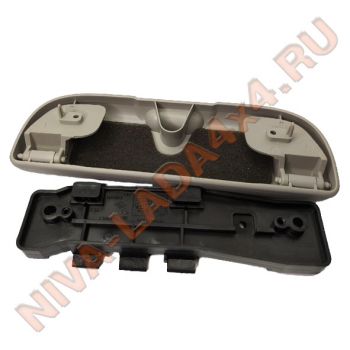 Очечник Renault 8200826850 и закладная установочная пластина 8200825648