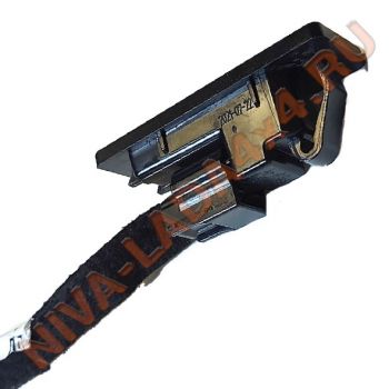 Плафон освещения багажника универсальный Renault светодиодный с разъемом 242599830R