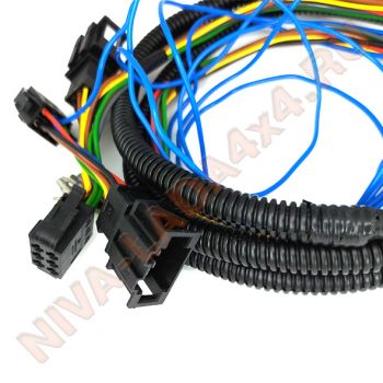 Жгут проводов для подключения ТСУ в НИВА Шевроле через штатные разъемы. Фаркоп