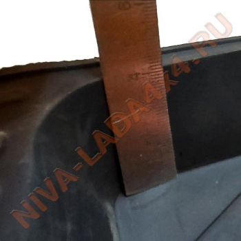 Коврики салона НИВА-Шевроле 2123 (2 детали) передние резиновые Rezkon Niva-Chevrolet