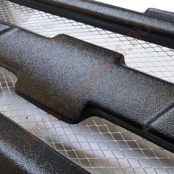 Решетка радиатора для автомобиля НИВА Шевроле 2123-8401014 не оригинал