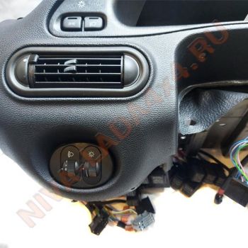 Панель приборов для НИВА Travel 2123-5325012-50-0 (блок предохранителей, жгут проводов, блок реле, усилитель, крышка перчаточного ящика)