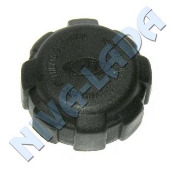 Крышка расширительного бачка НИВА-Шевроле 2110-1311065 АП