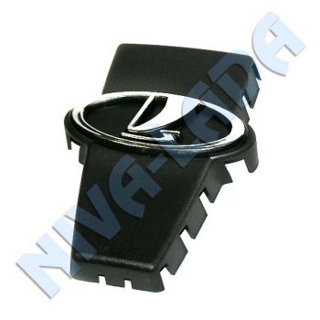 Накладка решетки радиатора НИВА 21214-8401216 (в сборе)