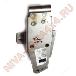 Кронштейн фиксатора упора капота НИВА 21213-8407118
