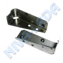 Кронштейны усилителя бампера переднего НИВА-Шевроле 2123-2803032; 2123-2803033 (ПАРА) боковые