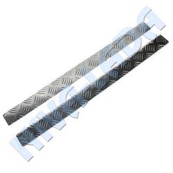 Накладки порогов декоративные НИВА (пара) (75х6см) алюминиевые